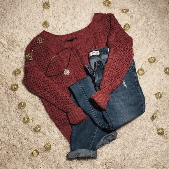 maroon chunk knit sweater - Picture 2 of 2